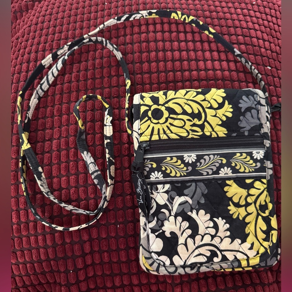 Vera Bradley Small Crossbody Bag in Retired Print Baroque